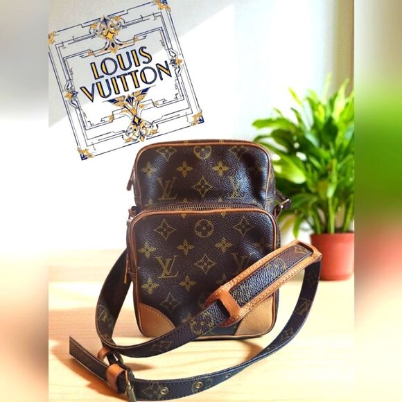 Louis Vuitton Vintage 1988 Amazone Monogram Leather Crossbody Bag with D… - Picture 1 of 17